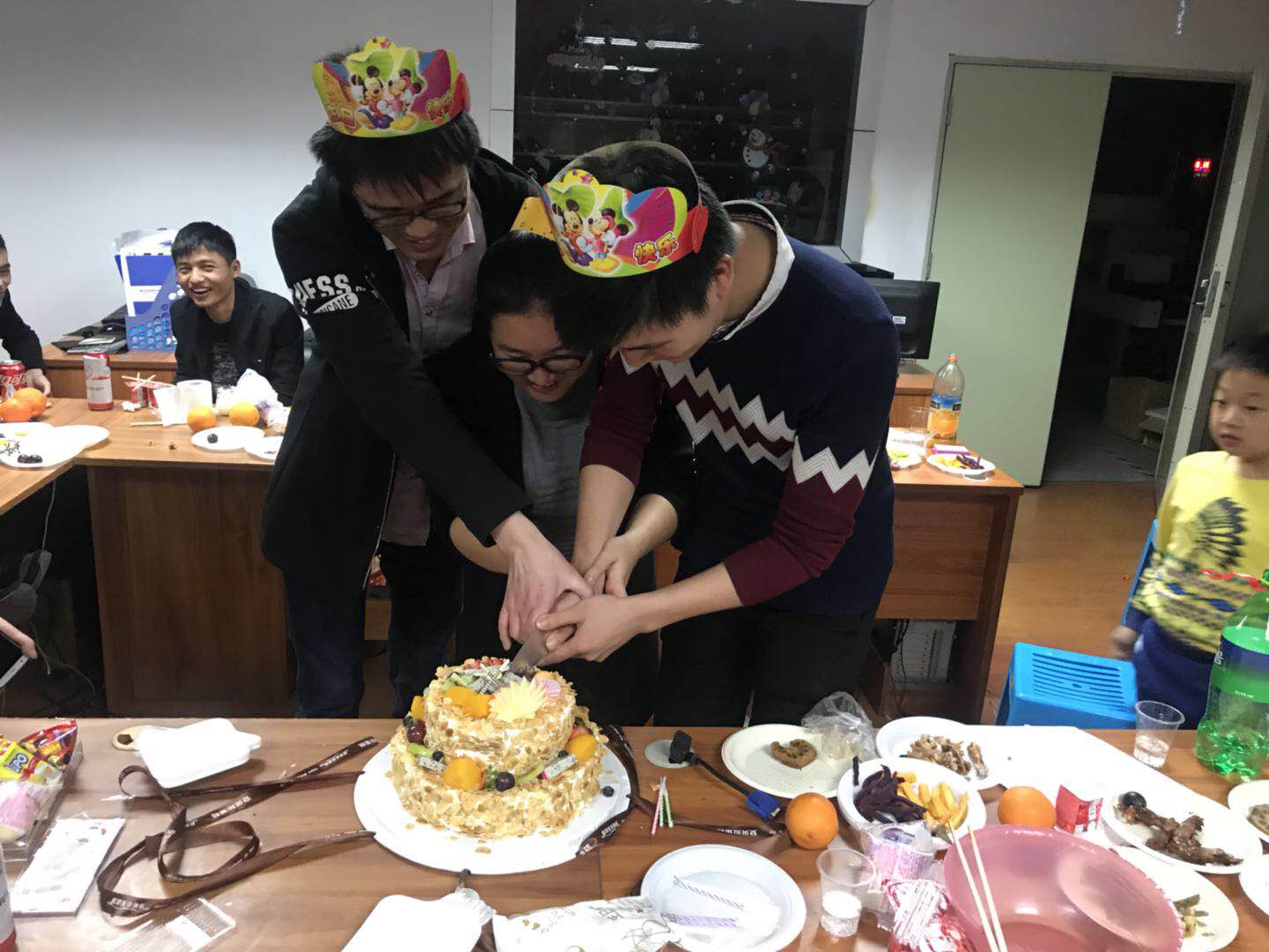 1514358438678160.png 生日會-3.png